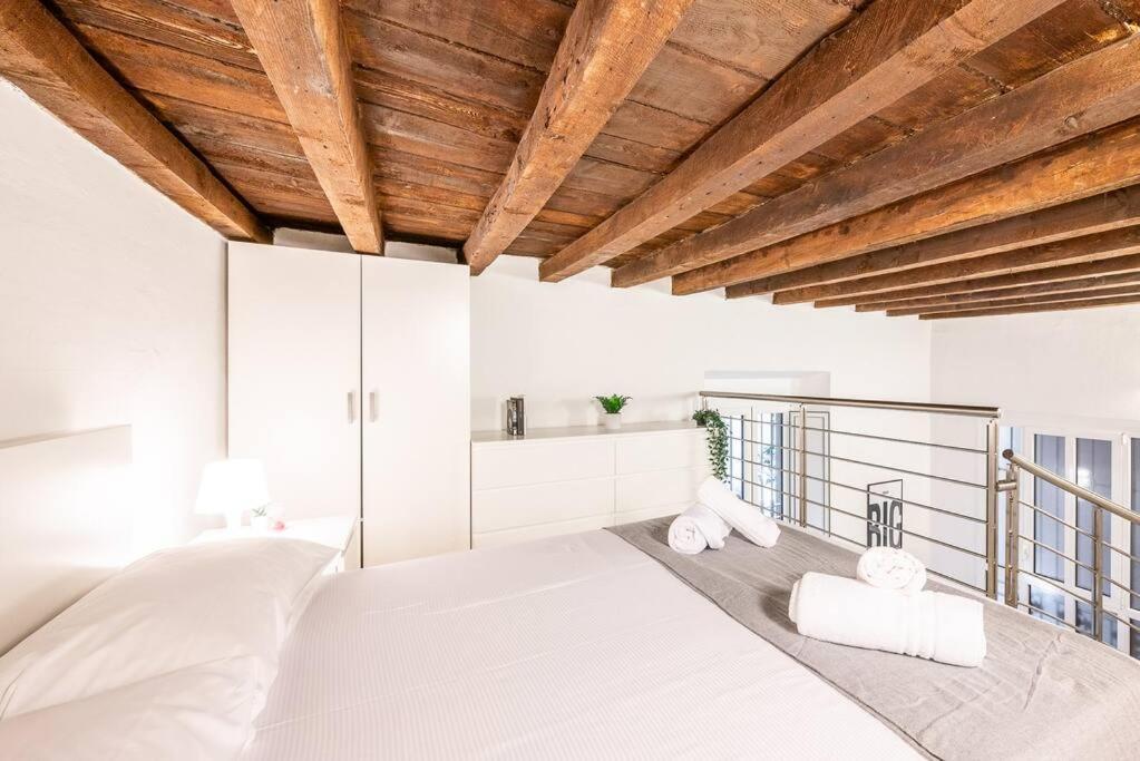 Verdi'S Nest - Loft With Wifi And Netflix Мілан Екстер'єр фото